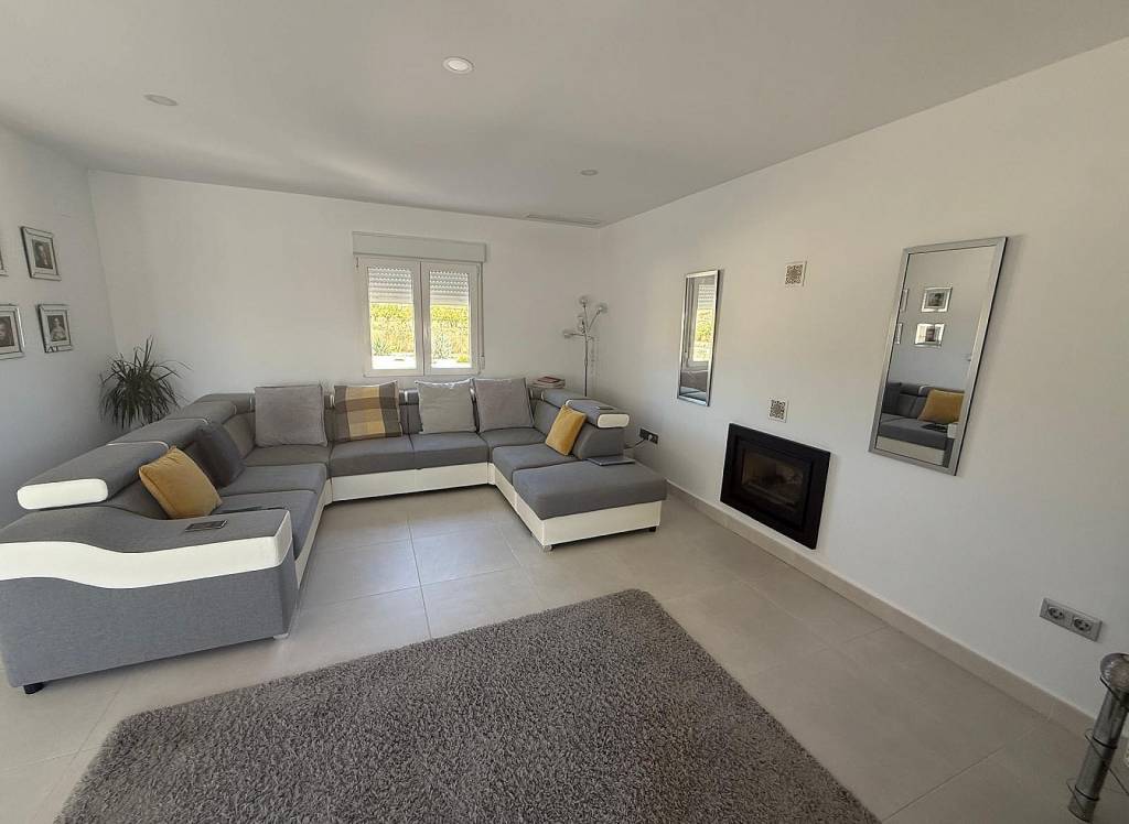 Resale - Villa - Pinoso