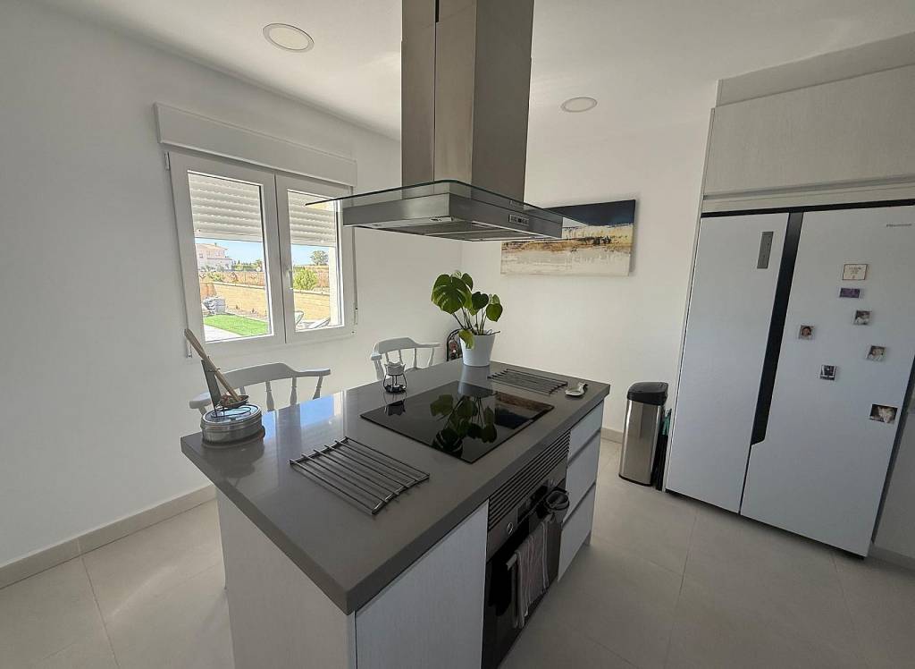 Resale - Villa - Pinoso