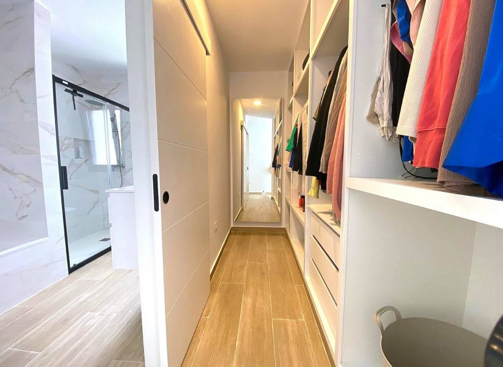 Resale - Villa - Pinoso