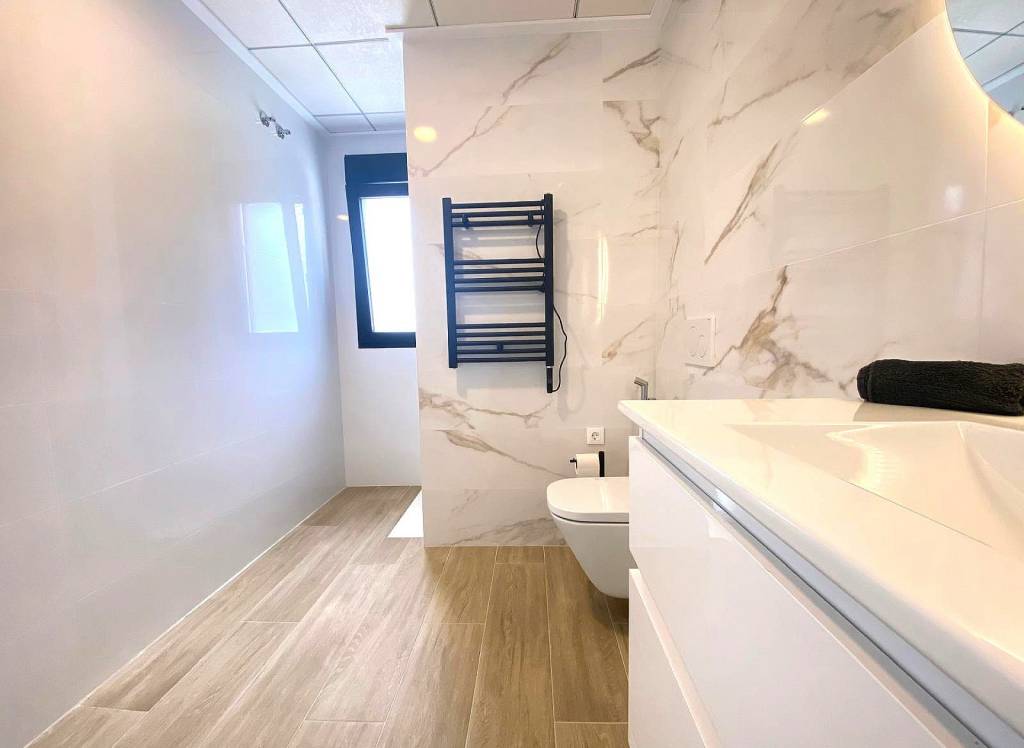 Resale - Villa - Pinoso