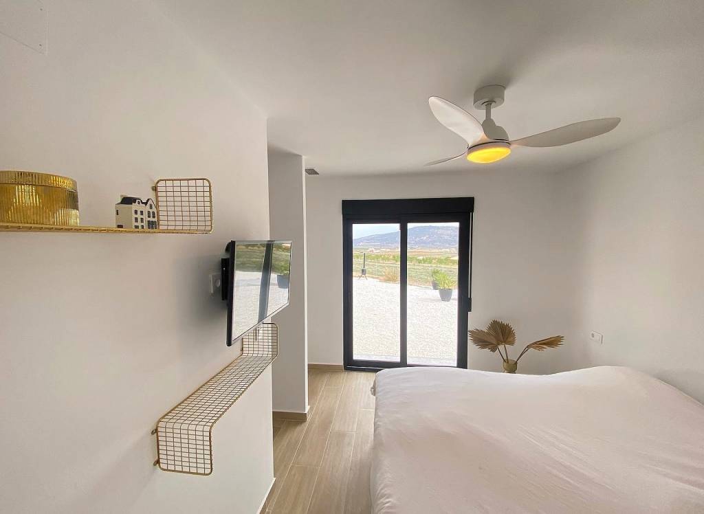 Resale - Villa - Pinoso