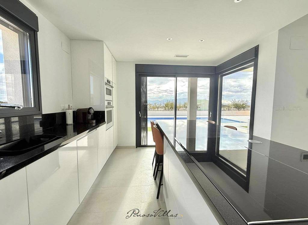 Resale - Villa - Pinoso