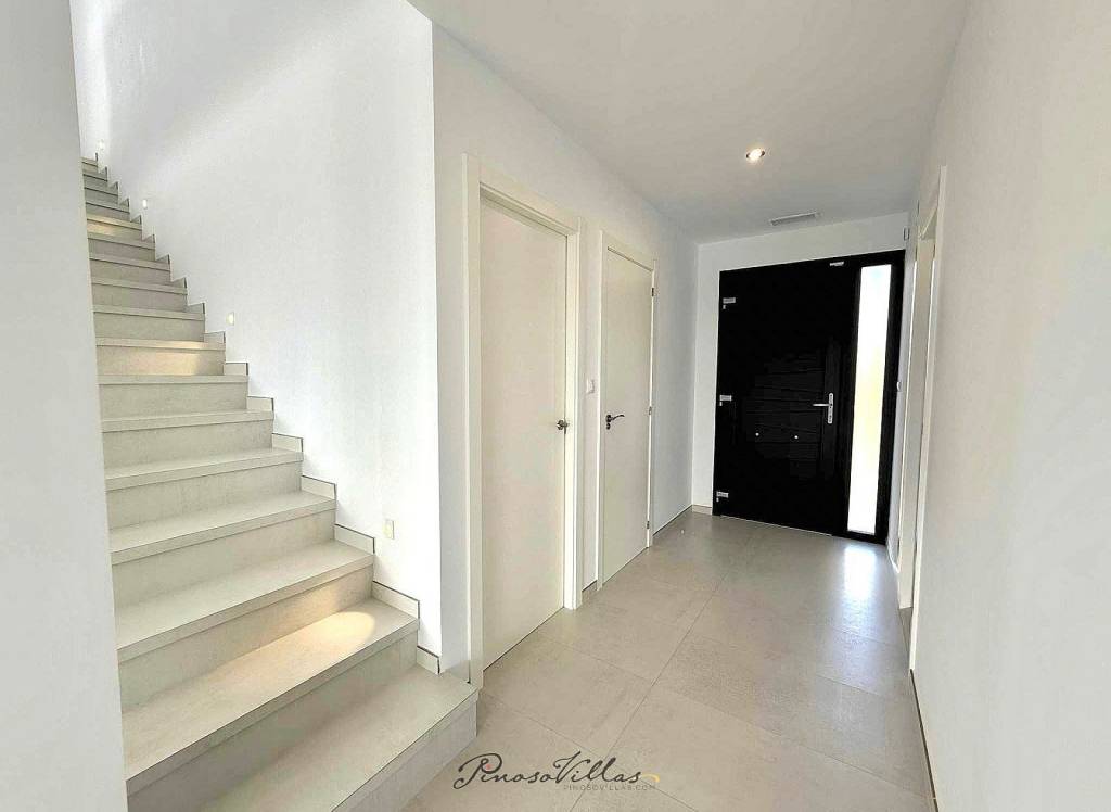 Resale - Villa - Pinoso