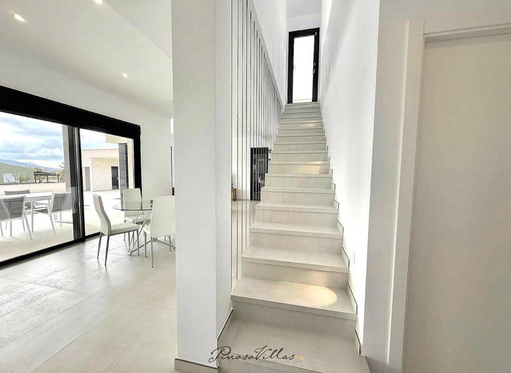 Resale - Villa - Pinoso