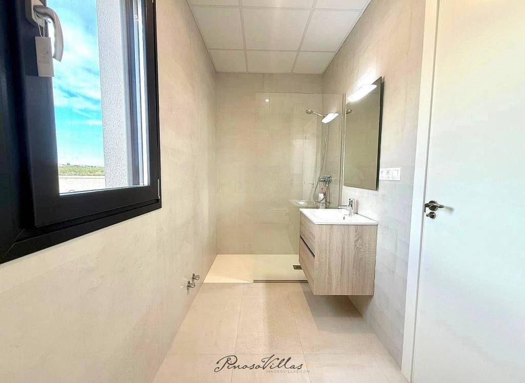 Resale - Villa - Pinoso