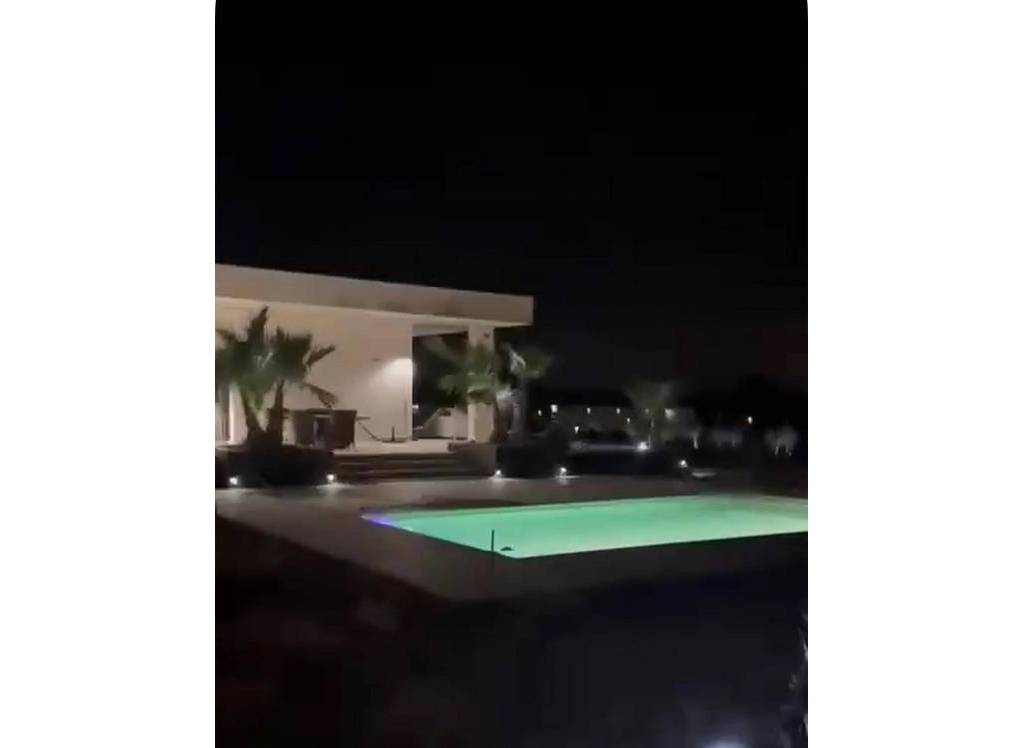 Resale - Villa - Pinoso