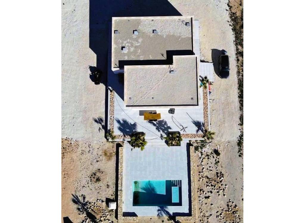 Resale - Villa - Pinoso