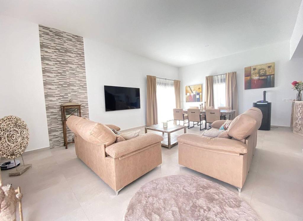 Resale - Villa - Pinoso