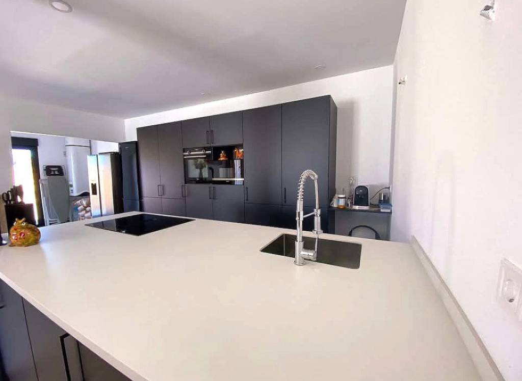 Resale - Villa - Pinoso