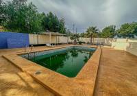 Resale - Villa - Sax