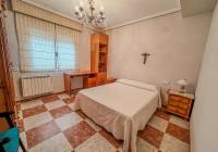 Resale - Villa - Sax