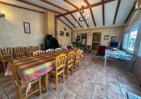 Resale - Villa - Sax