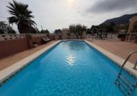 Resale - Villa - Sax