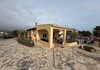 Resale - Villa - Sax