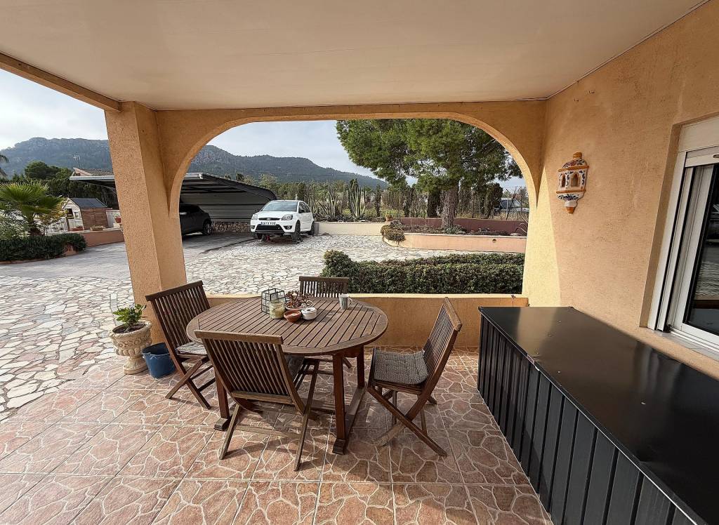 Resale - Villa - Sax