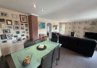 Resale - Villa - Sax