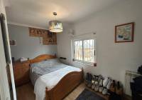 Resale - Villa - Sax