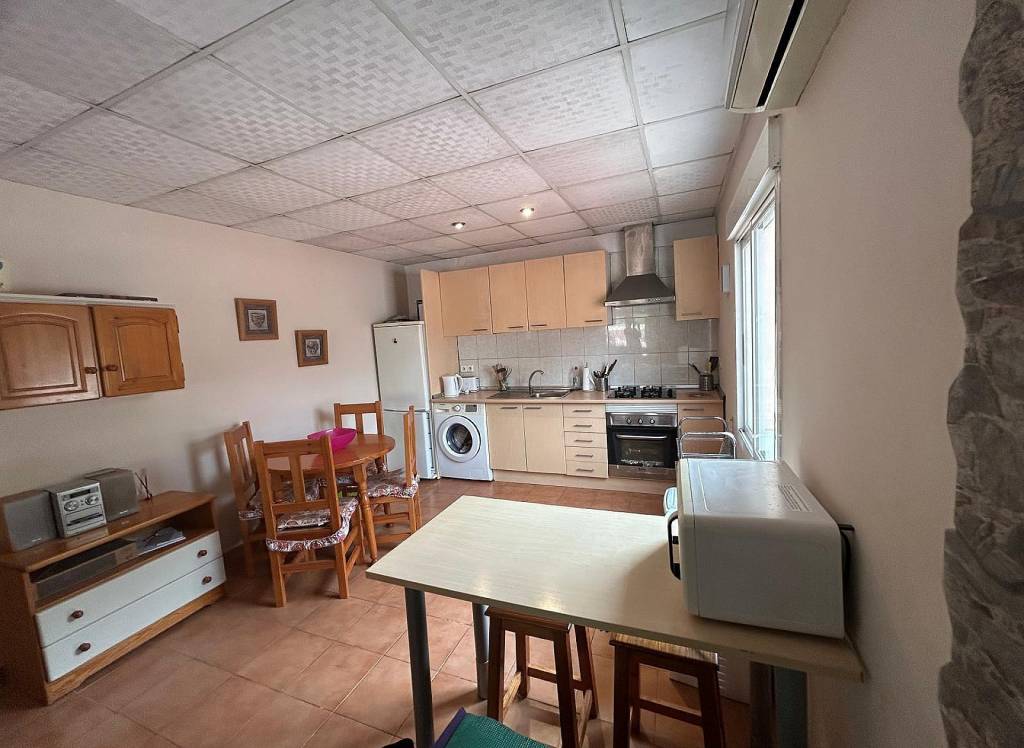 Resale - Villa - Sax