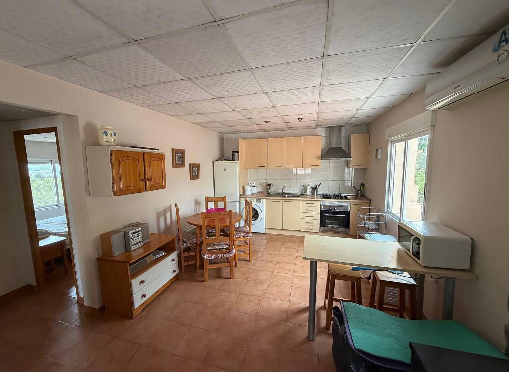 Resale - Villa - Sax