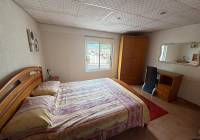 Resale - Villa - Sax