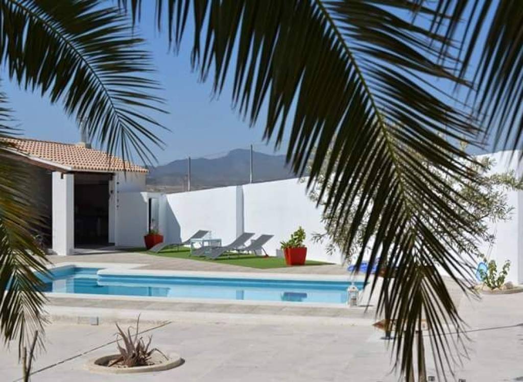 Resale - Villa - Torre Del Rico - Urban location