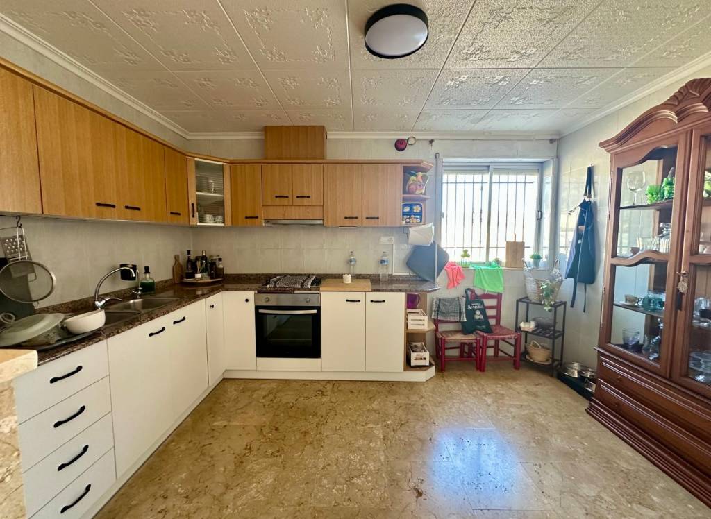 Resale - Villa - Torre Del Rico - Urban location