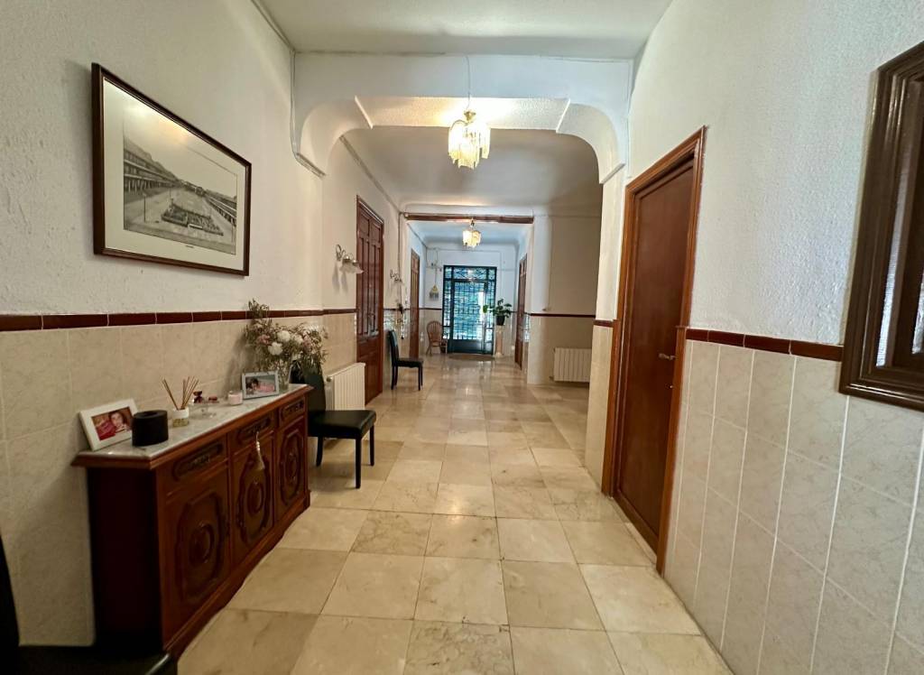 Resale - Villa - Torre Del Rico - Urban location