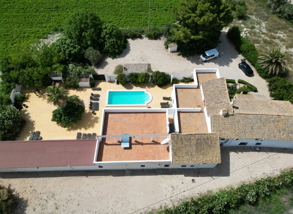 Resale - Villa - Villena - Rural location