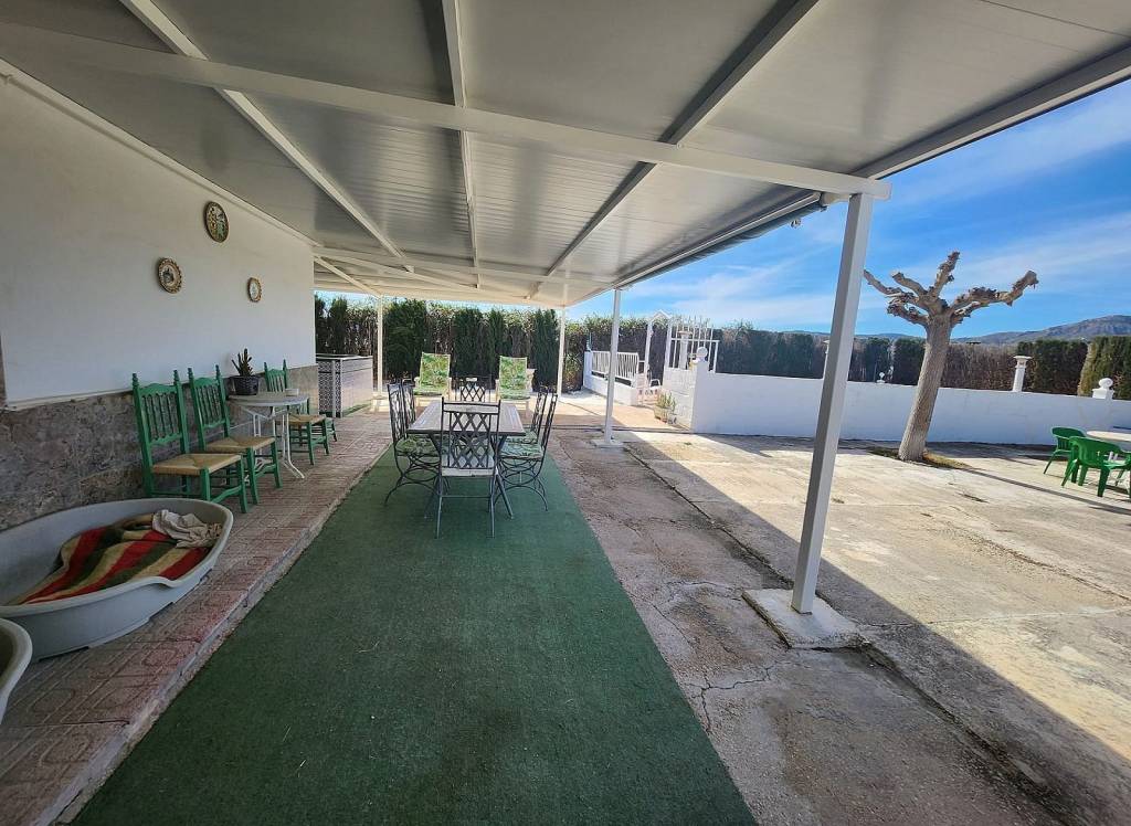 Resale - Villa - Villena