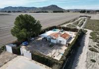 Resale - Villa - Villena