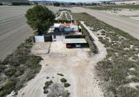 Resale - Villa - Villena