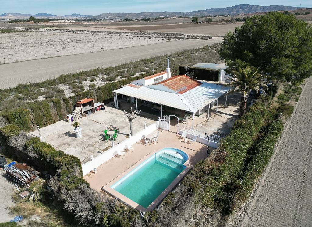 Resale - Villa - Villena