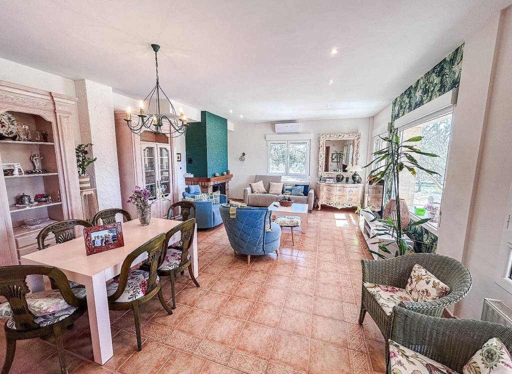 Resale - Villa - Yecla