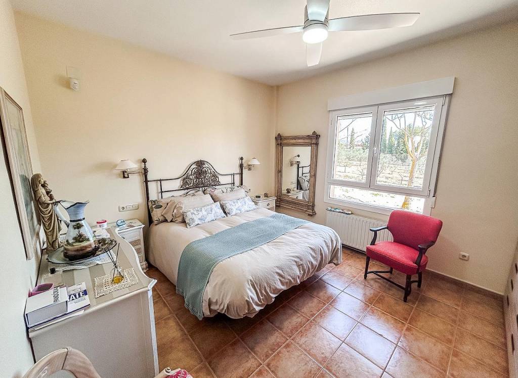 Resale - Villa - Yecla