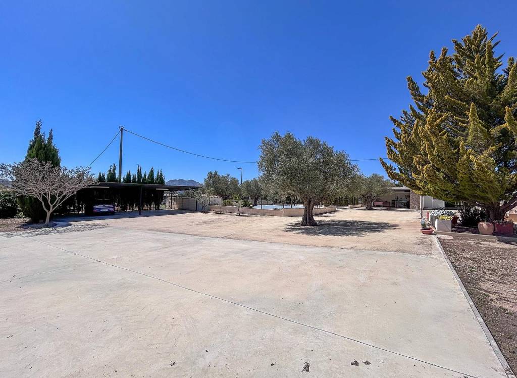 Resale - Villa - Yecla