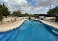 Resale - Villa - Yecla