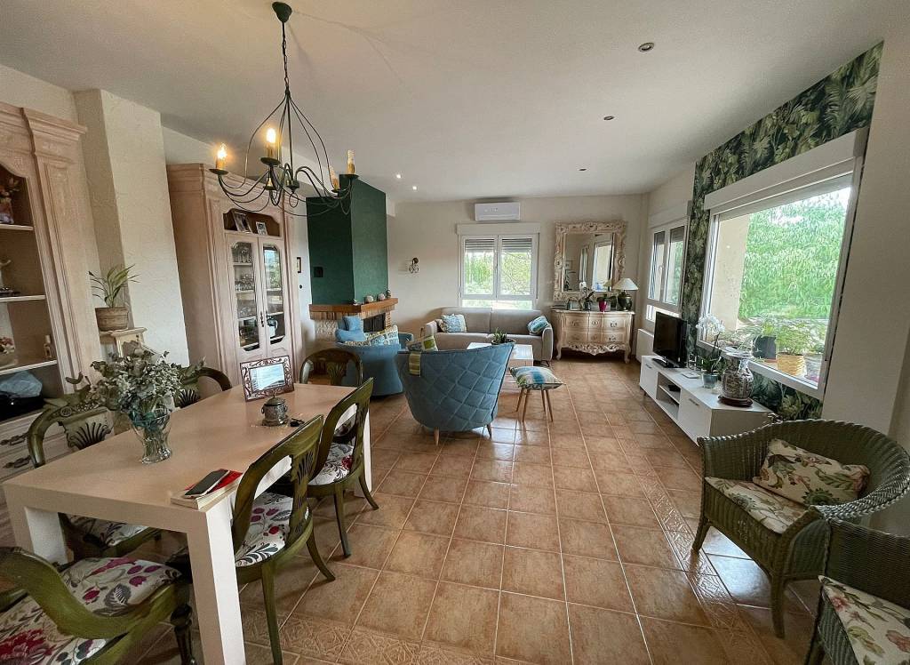 Resale - Villa - Yecla