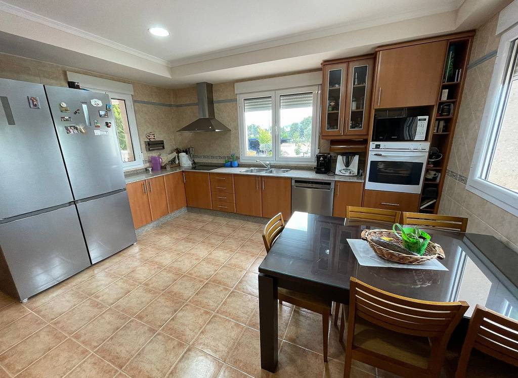 Resale - Villa - Yecla