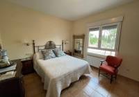 Resale - Villa - Yecla