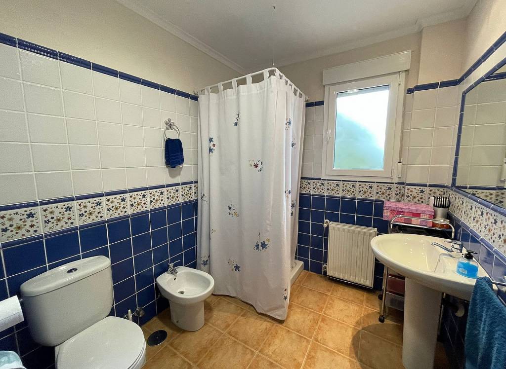 Resale - Villa - Yecla