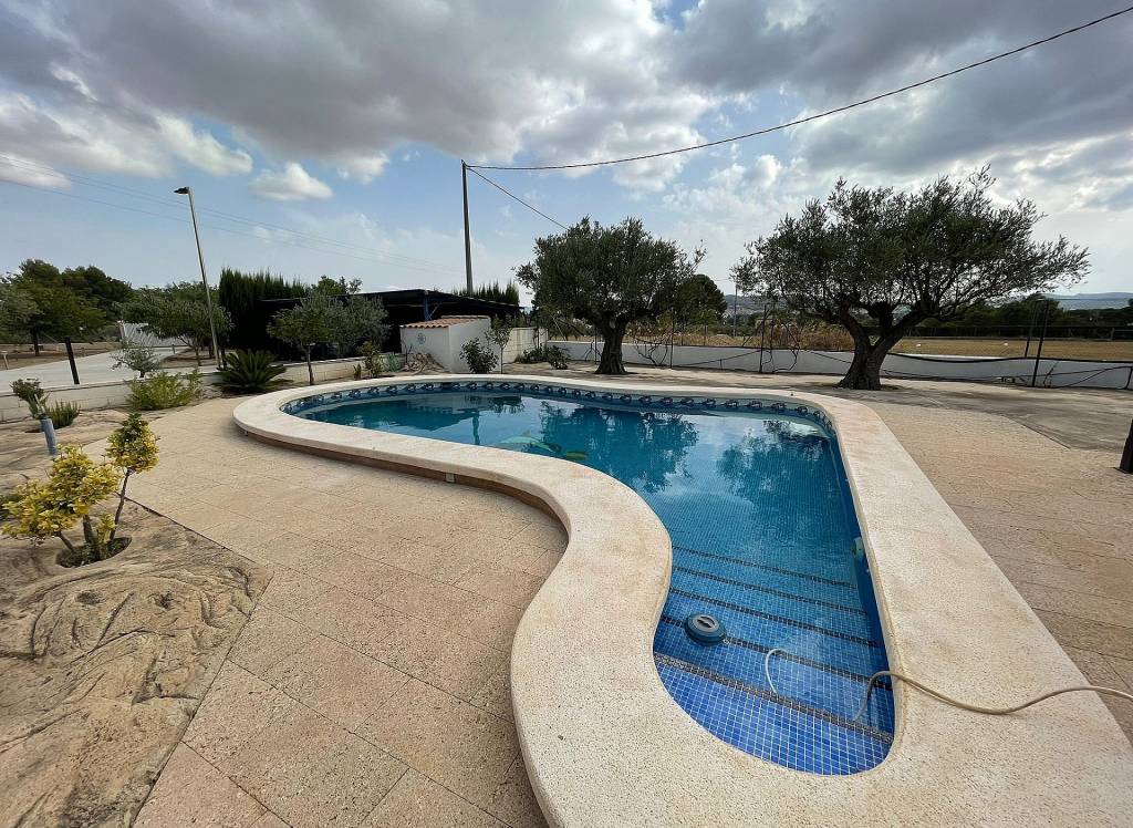 Resale - Villa - Yecla