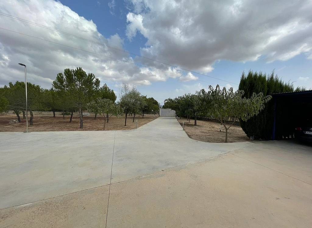 Resale - Villa - Yecla