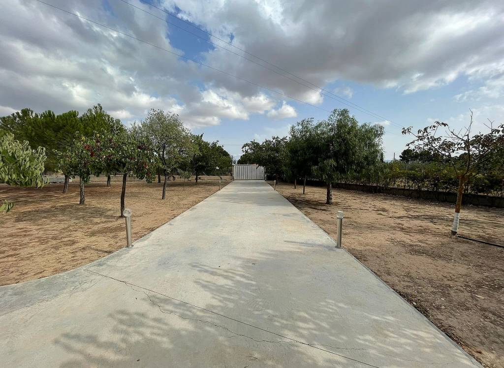 Resale - Villa - Yecla