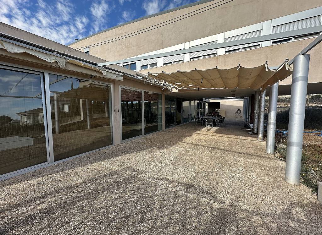 Resale - Villa - Yecla