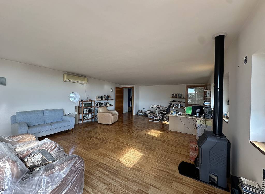 Resale - Villa - Yecla