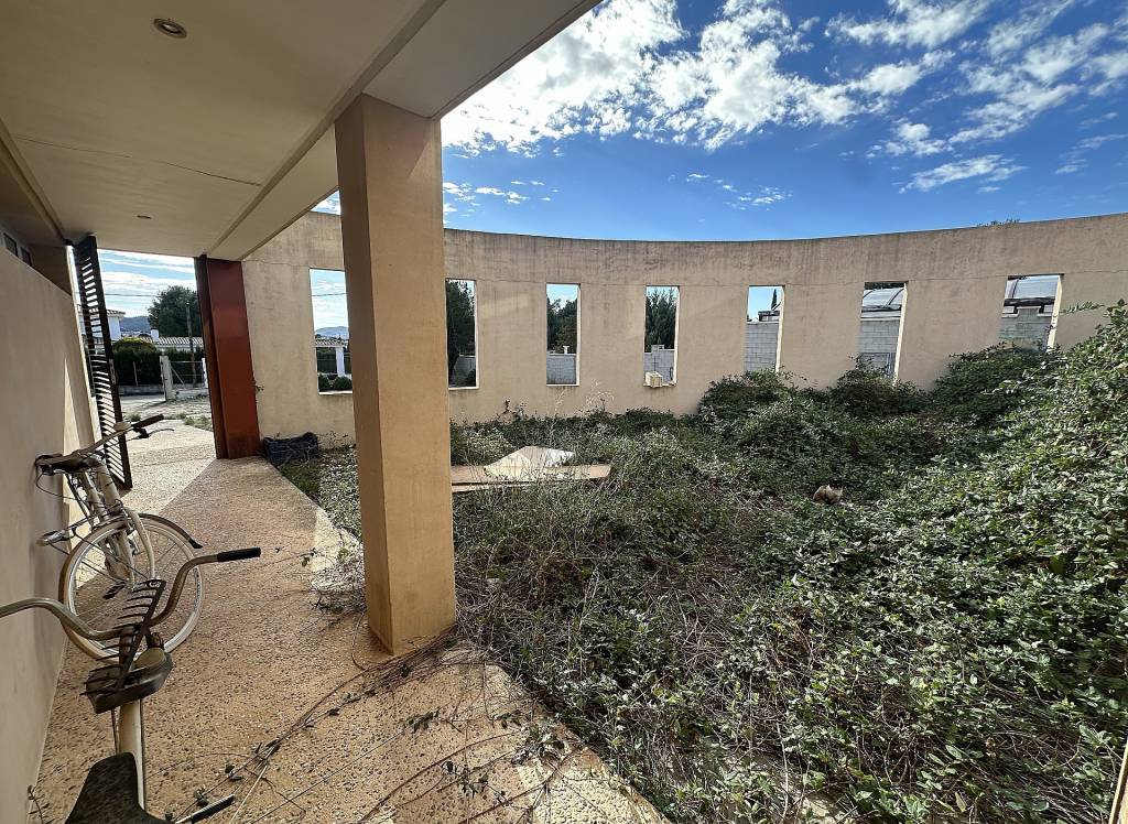 Resale - Villa - Yecla