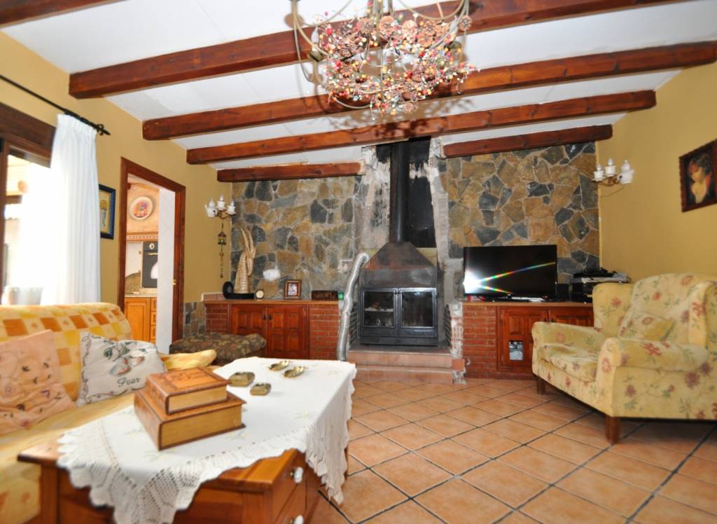 Resale - Village House - Chinorlet - Urban location