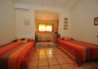 Resale - Village House - Chinorlet - Urban location