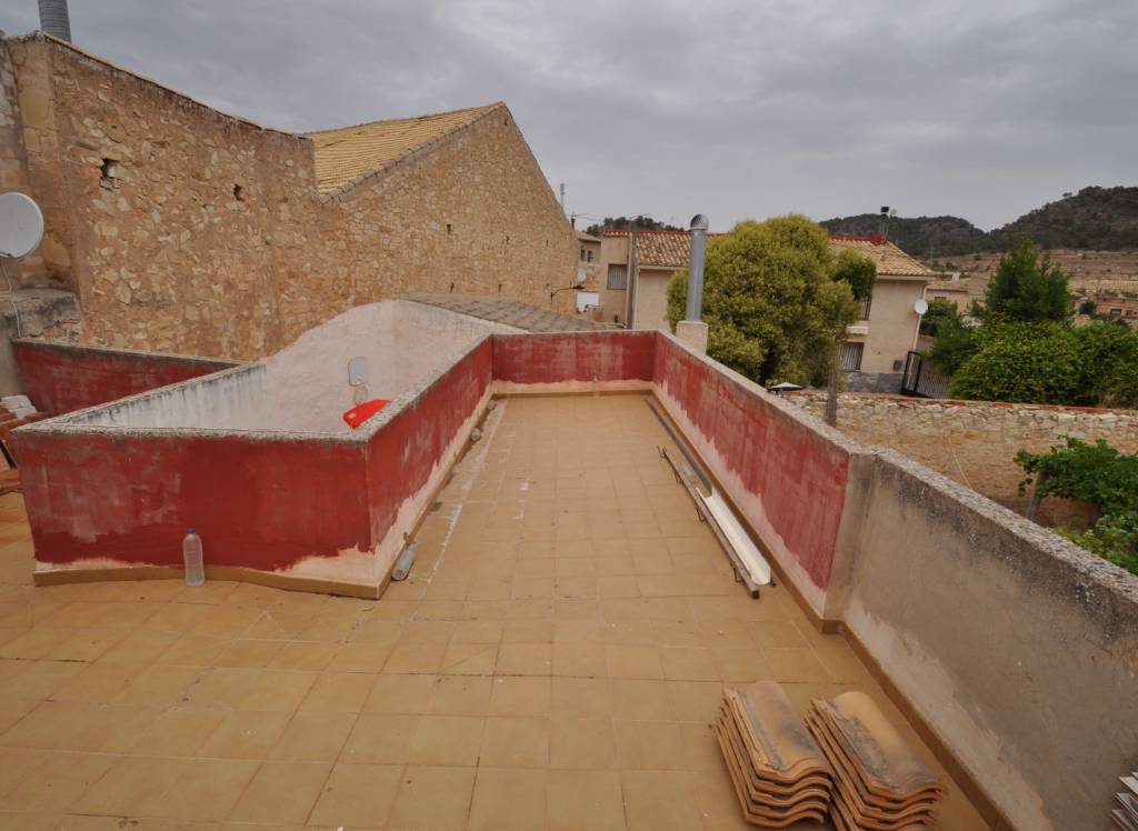 Resale - Village House - Chinorlet - Urban location