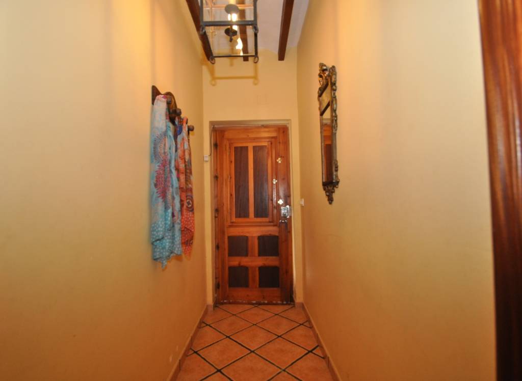 Resale - Village House - Chinorlet - Urban location